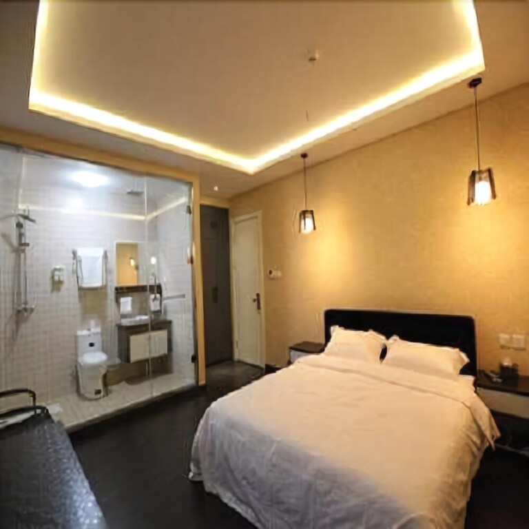 Шэньян: 5CM Holiday Hotel