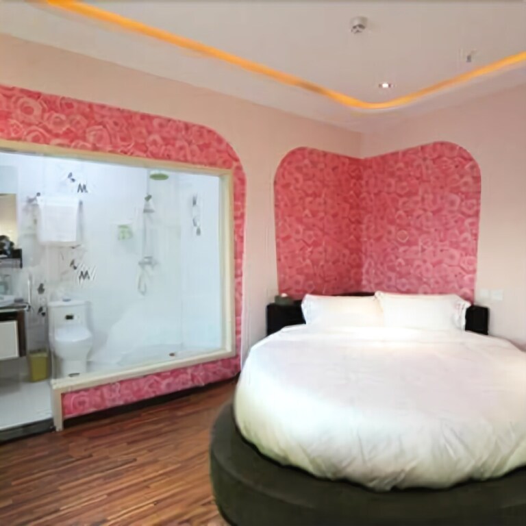 Шэньян: 5CM Holiday Hotel