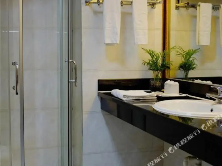 Гуйлинь: Sunshine Business Hotel