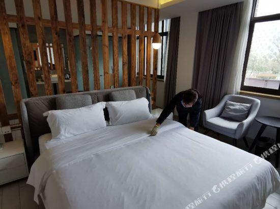 Xuancheng: Zizhu Xintiandi Hotel