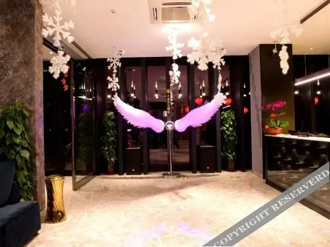 Цзиньчжун: Qianxi Oriental Hotel (University Town Dingyang Wanda Plaza)