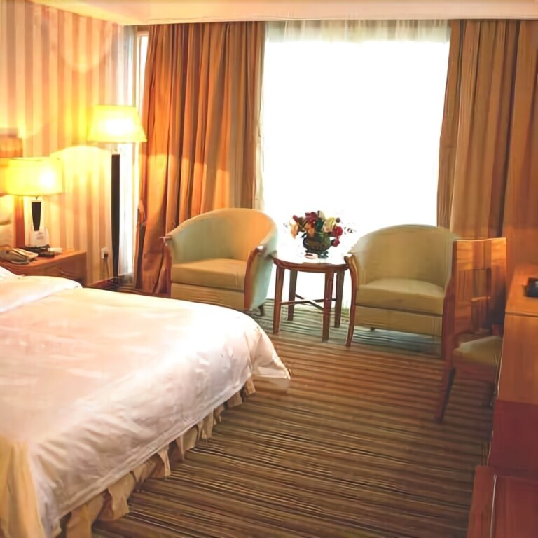 Джиангме: Times Hotel