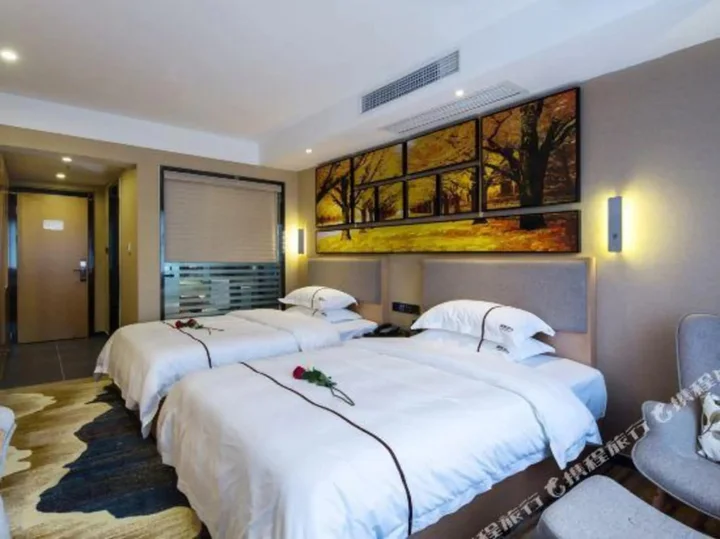 Чэнду: RuiFeng Hotel