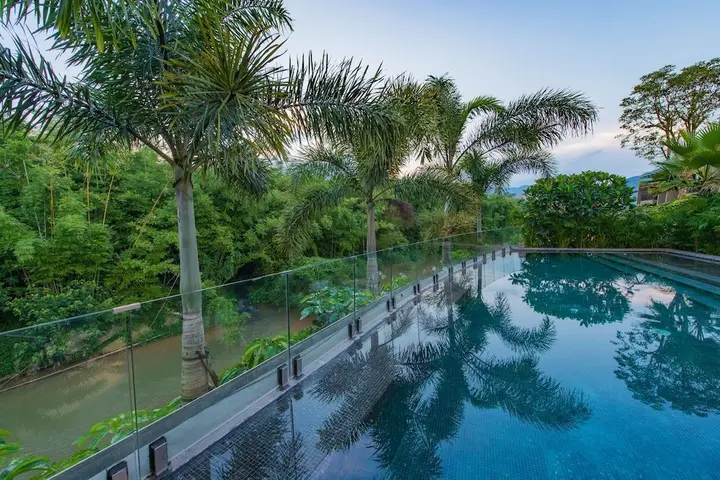 Хойчжоу: Nankun Shanju Hot Spring Resort