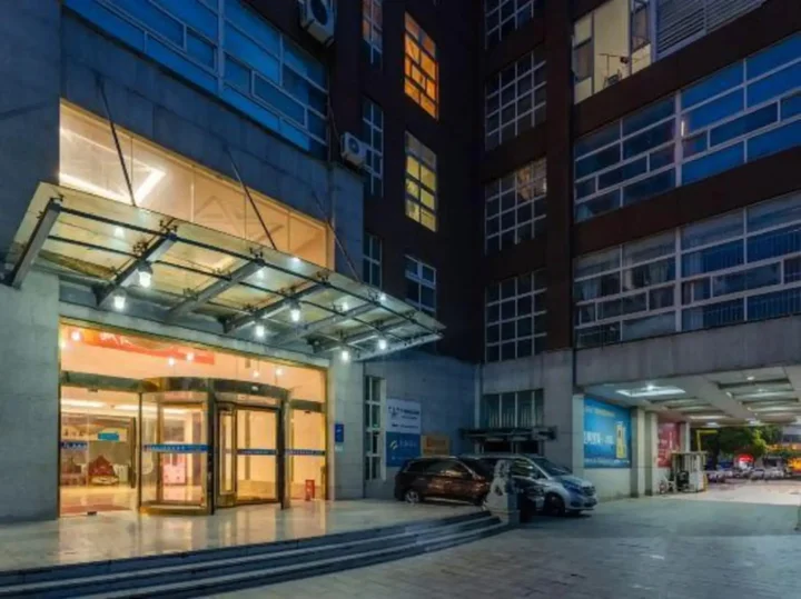 Суцянь: Zhonghao Fenghuang International Hotel