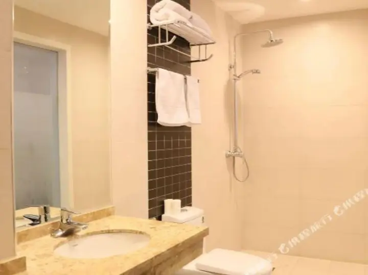 Чжанцзякоу: Davos Business Holiday Inn (Zhangjiakou Chongli Yuxing Road)