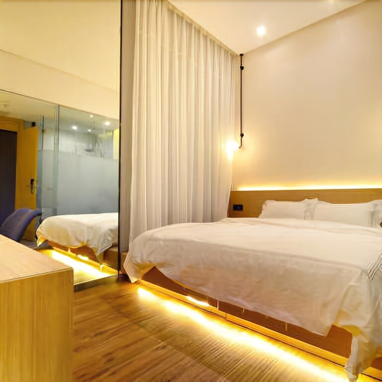 Ухань: Xingwei Hostel