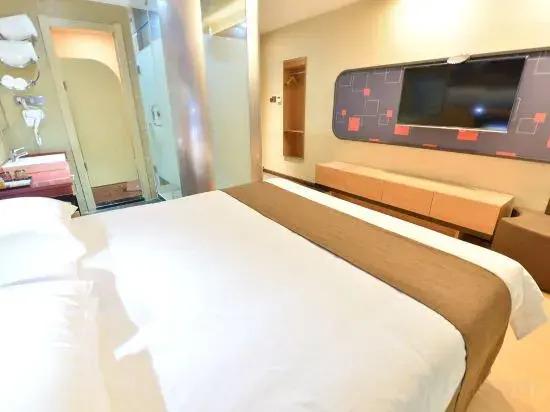 Гуйлинь: Thank You Inn (Guilin Railway Station)