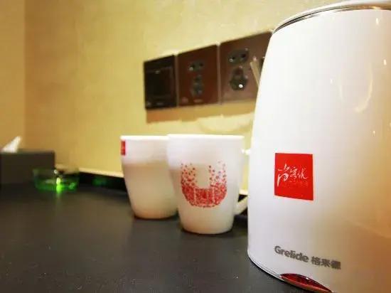 Гуйлинь: Thank You Inn (Guilin Railway Station)