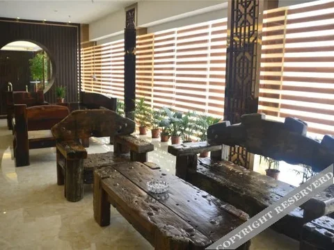Цзеян: 揭阳望天湖假日酒店