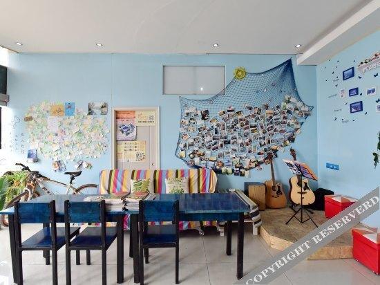 Жичжао: Woniu Youth Hostel