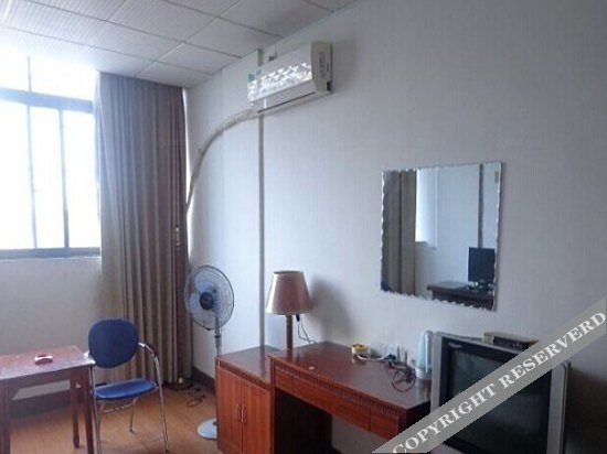 Юнчжоу: Yangguang Hotel