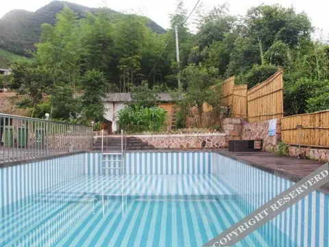 Хучжоу: Zhuling Shanju Hotel