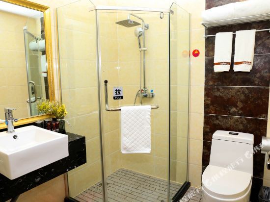 Дэян: Jun Hotel (Wenmiao Square)