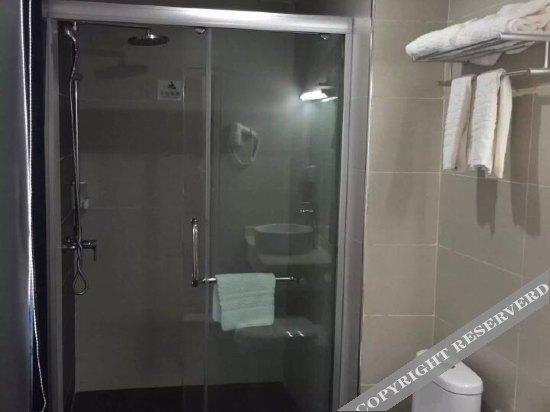 Бэйхай: Weizhou Island Gold Coast Hotel (South Bay)
