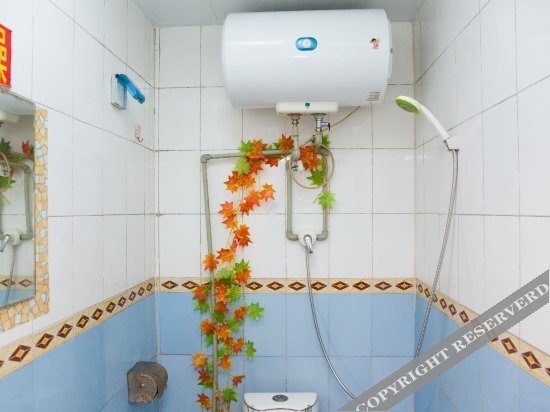 Цзинин: Rufeng Hotel