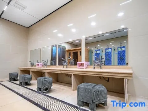 Наньян: Xiushuiwan Business Hotel