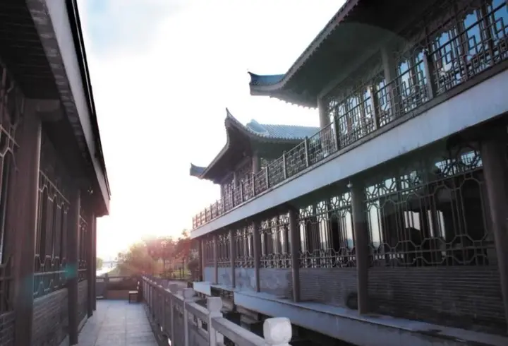 Лоян: Luoyang Qixianyuan Hotel