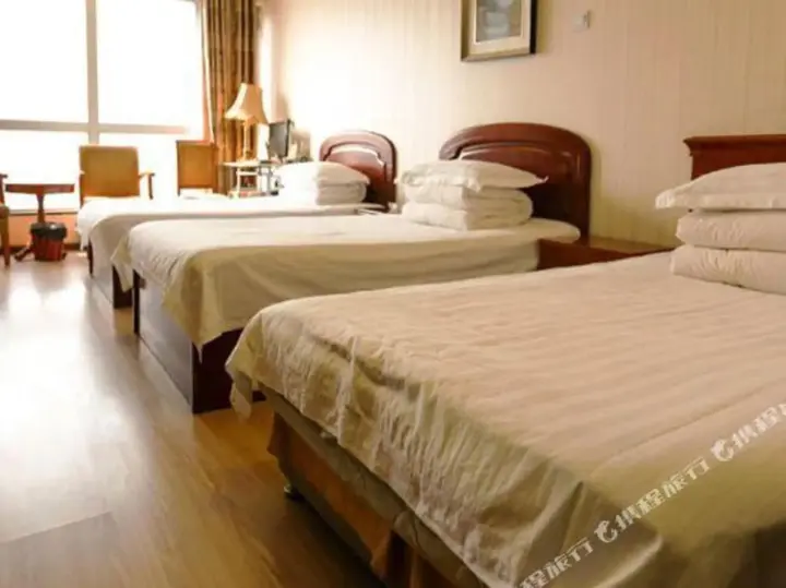 Сиань: Xi'an Regent Apartments