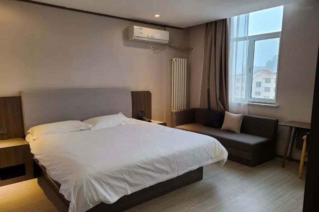Жичжао: Ripple Hotel (Rizhao Lecheng Huoche)