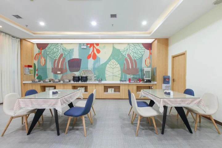 Ухань: HanTing Hotel (Wuhan Hankou Railway Station)