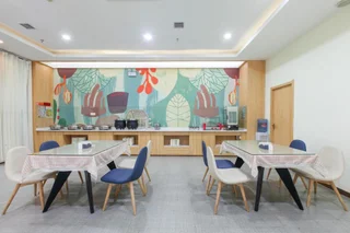 Ухань: HanTing Hotel (Wuhan Hankou Railway Station)