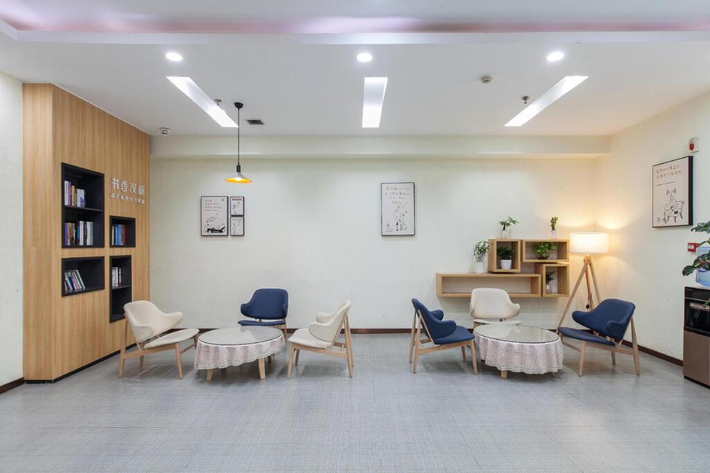 Ухань: HanTing Hotel (Wuhan Hankou Railway Station)