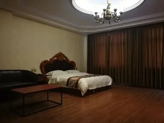 Тунляо: Super 8 Hotel (Tongliao Affiliated Hospital)