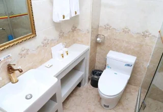Тунляо: Super 8 Hotel (Tongliao Affiliated Hospital)