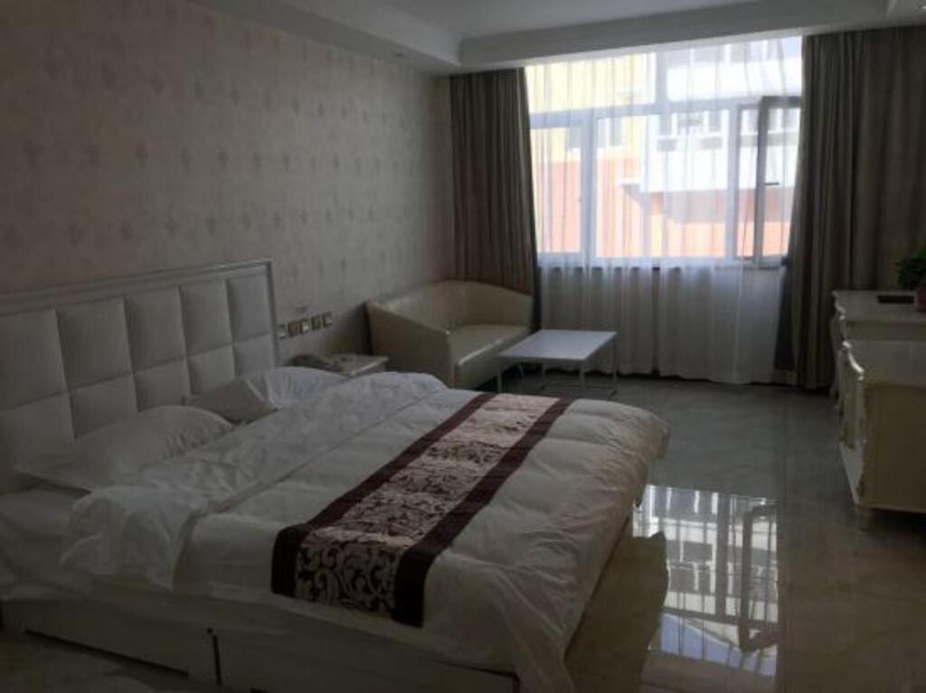 Тунляо: Super 8 Hotel (Tongliao Affiliated Hospital)