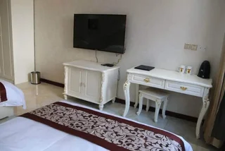 Тунляо: Super 8 Hotel (Tongliao Affiliated Hospital)