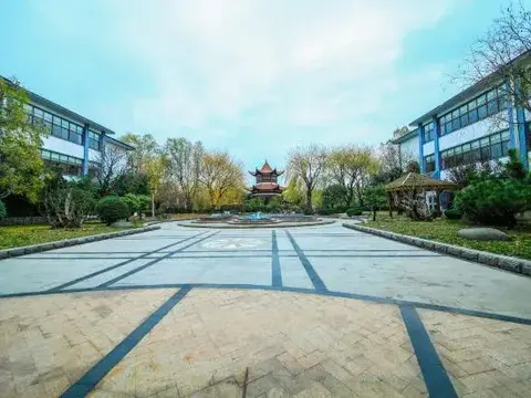 Линьи: Zhisheng Hot Spring Guest Reception Center (Zhisheng Hot Spring Resort No.1 Building)