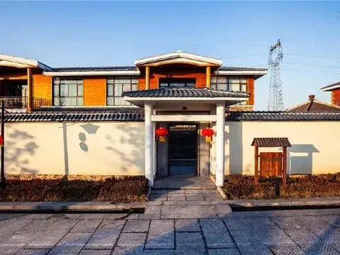 Линьи: Zhisheng Hot Spring Guest Reception Center (Zhisheng Hot Spring Resort No.1 Building)