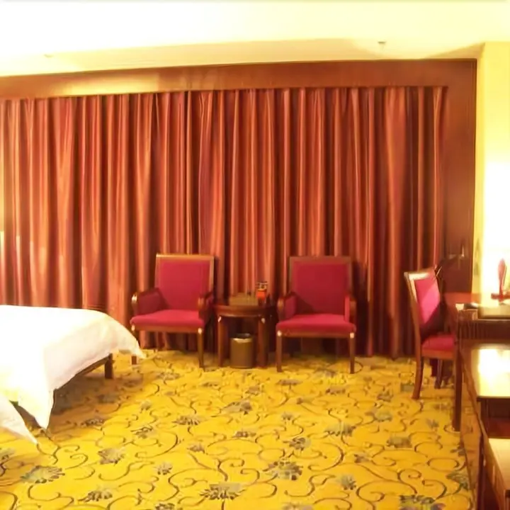 Байсе: Debao Hongshan International Hotel