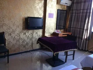 Аньцин: Anqing Wangjiang Longmen Business Hotel