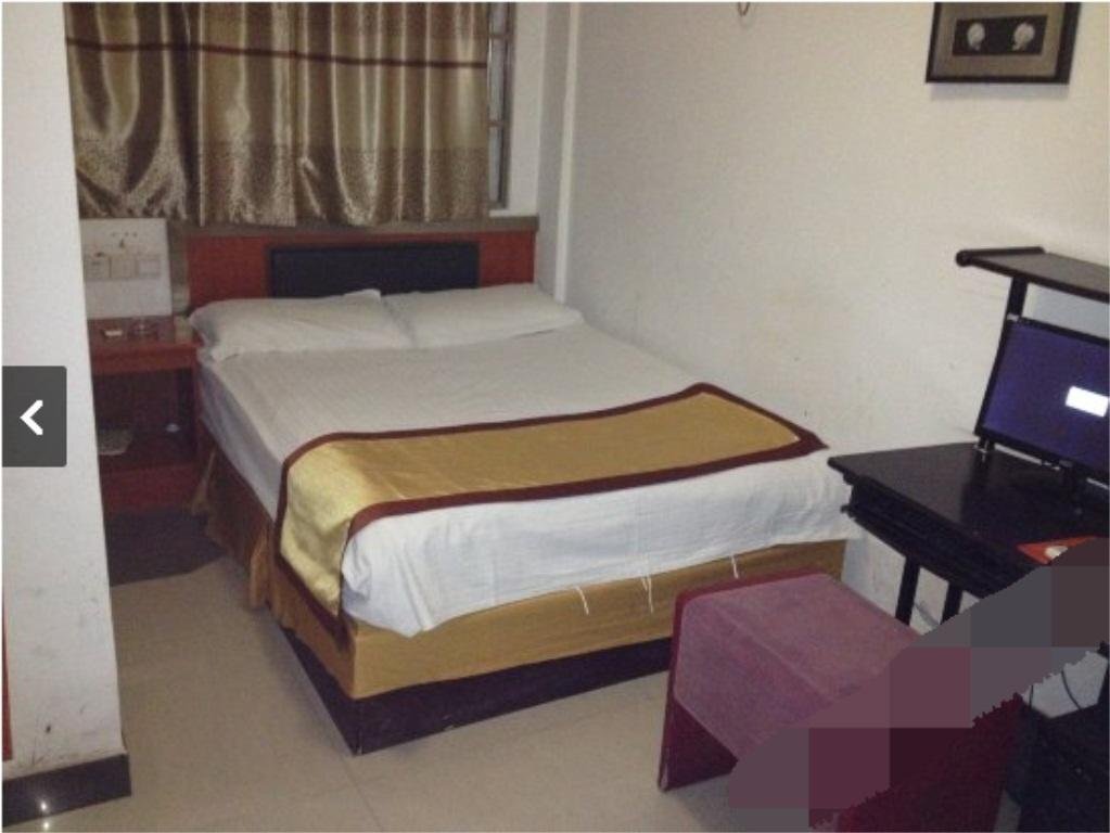 Аньцин: Anqing Wangjiang Longmen Business Hotel