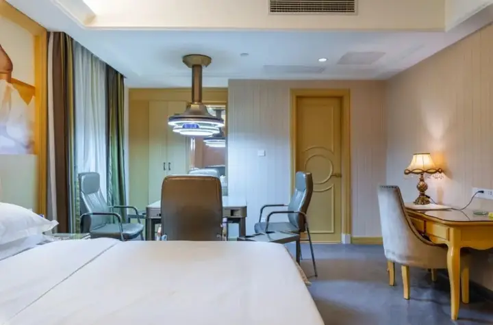 Чанша: Vienna International Hotel (Changsha Xiangfu Road)