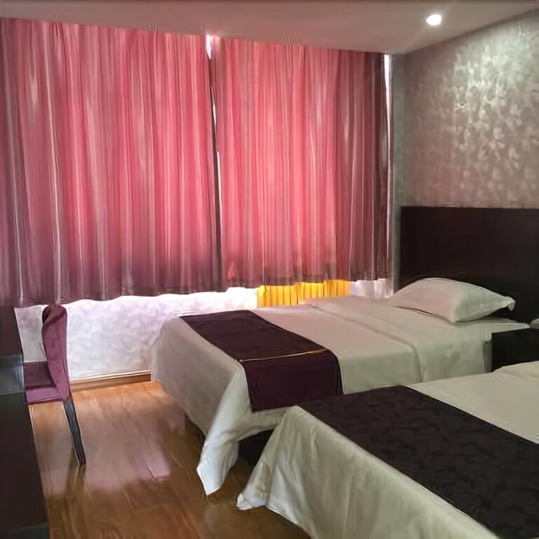 Яньтай: Huanghelou Business Hotel