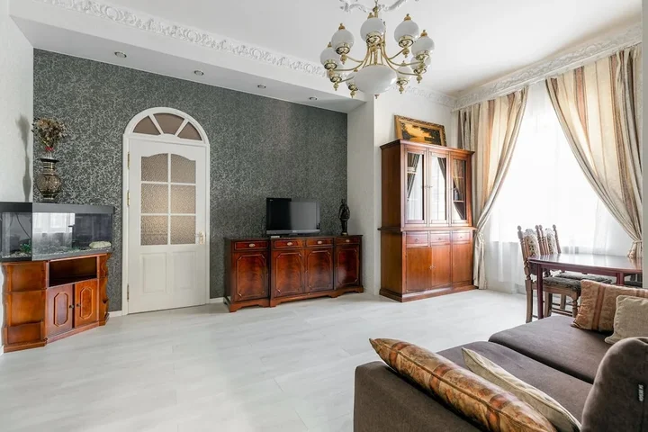 Москва: RentWill Serpuhovskaya 33