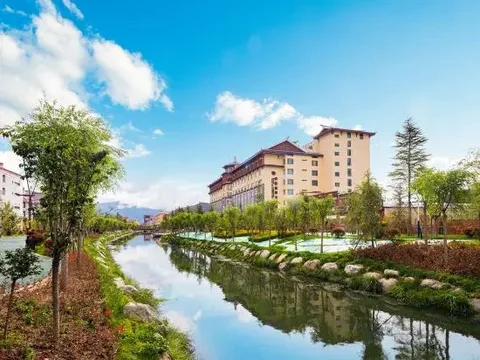 Шангри-Ла: Shangri-La Anxin Tangchen Hotel