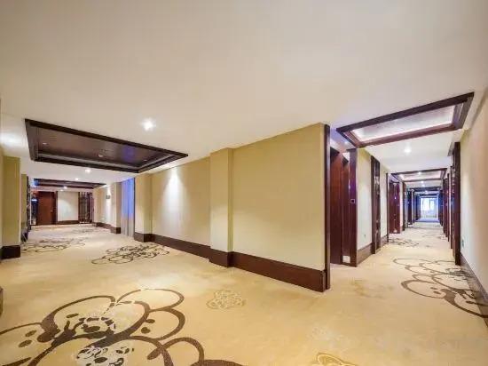 Шангри-Ла: Shangri-La Anxin Tangchen Hotel