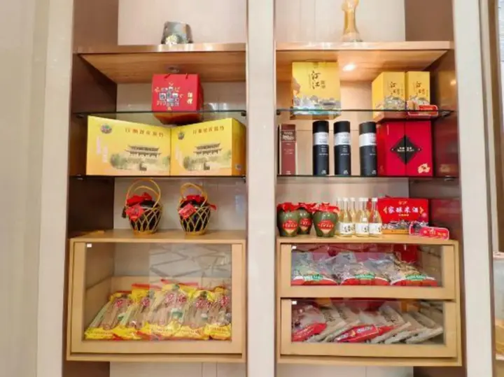 Лунъянь: Lavande Hotel Changting (Tingzhou Ancient City Branch)
