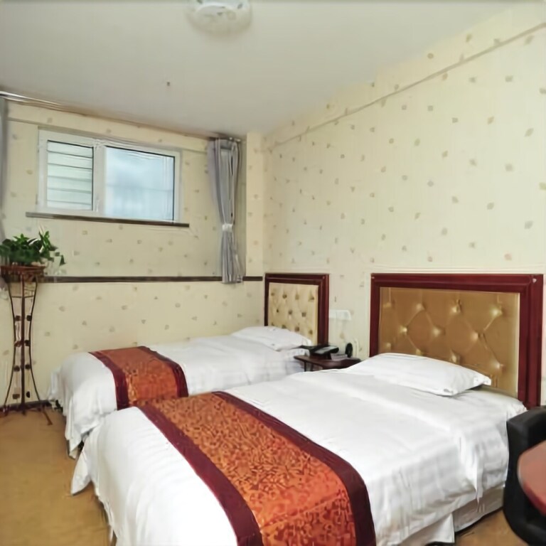 Циньхуандао: Yuqianchi Business Hotel