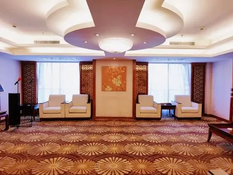 Хуаншань: Chengmao Intoxication Hot Spring Hotel