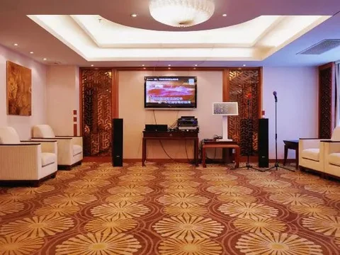 Хуаншань: Chengmao Intoxication Hot Spring Hotel