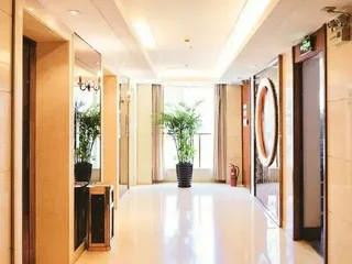 Хуаншань: Chengmao Intoxication Hot Spring Hotel