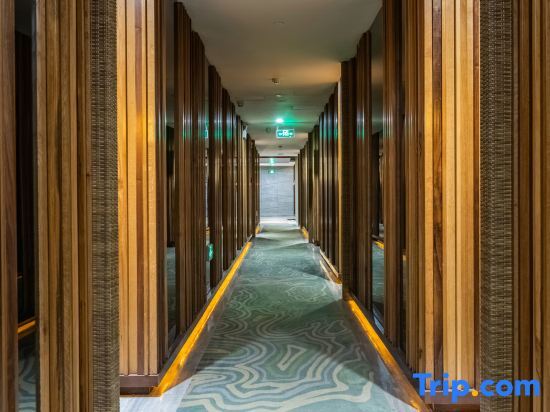 Чанчжоу: Changzhou Dinosaur Valley Hot Spring Hotel