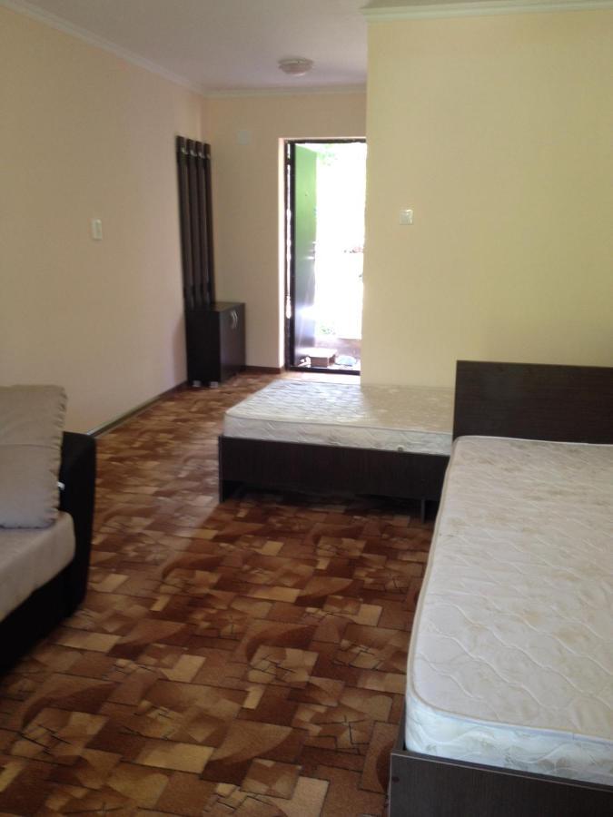 Дедеркой: Guest House U Tatyany