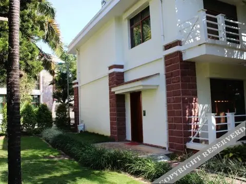 Дэхун: Yurui Hot Spring Garden Hotel