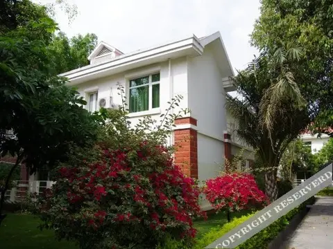 Дэхун: Yurui Hot Spring Garden Hotel